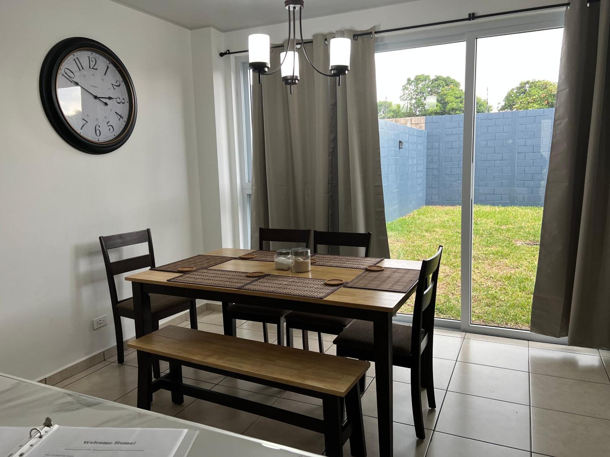 Comfortable And Roomy, In ซอนซอนาเต ภายนอก รูปภาพ